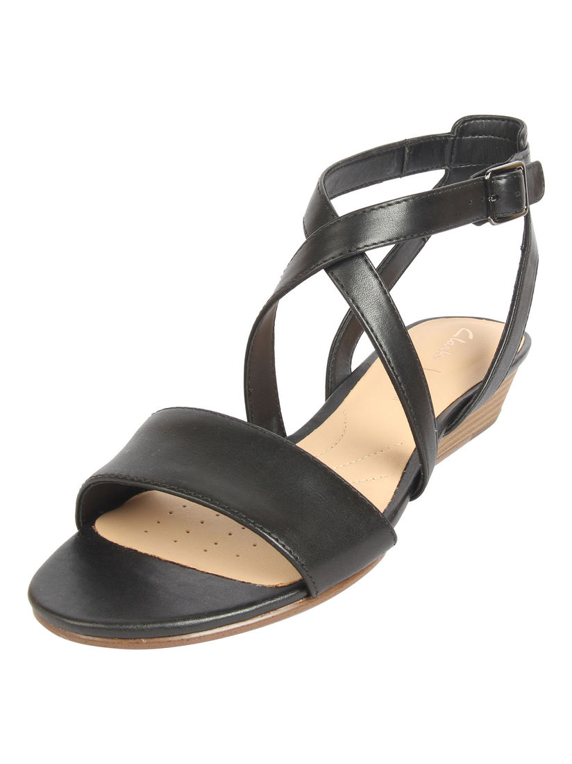 clarks sandals online