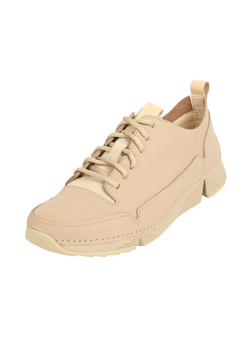 clarks beige