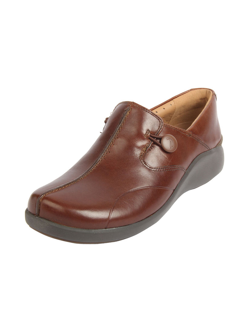 clarks loafers online