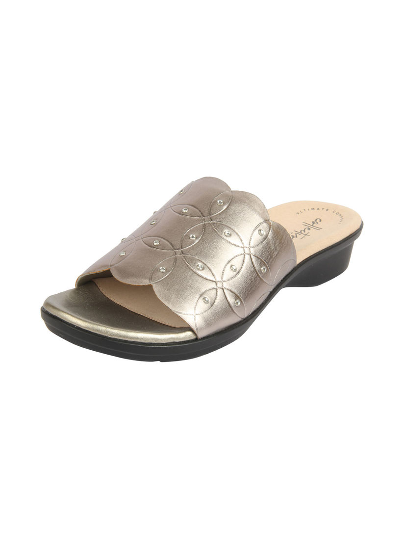 clarks sandals online