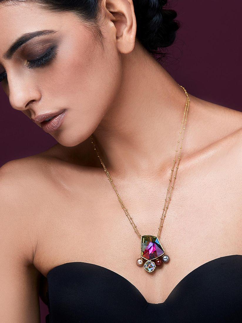 Confluence Pendants Buy Confluence Jj Valaya Isfahan Volcano Pendant Made With Swarovski Crystals Pearls Online Nykaa Fashion Сейчас в прямом эфире на shopping live.