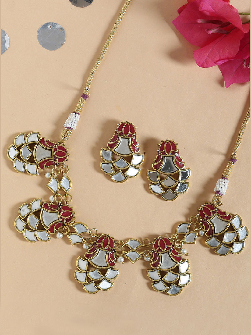 Voylla Jewellery Sets Buy Voylla Gold Thikri Mirrored Choker Necklace With Earring Set Of 2 Online Nykaa Fashion Voylla is the leading jewellery provider where you can get bridal jewellery, imitation jewellery. voylla gold thikri mirrored choker necklace with earring set of 2