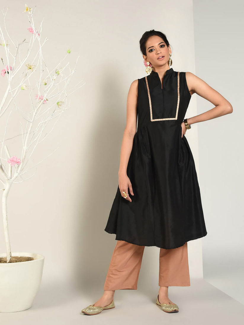 abhishti kurtas