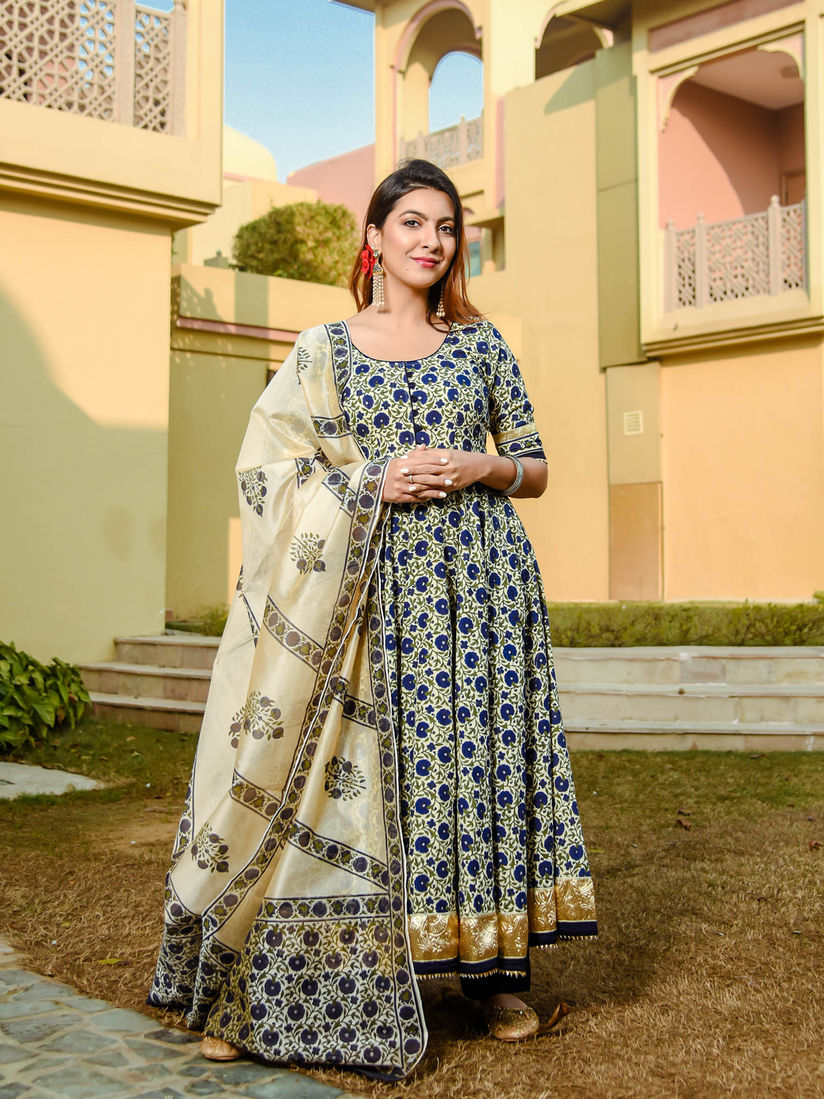 Aachho Salwar Suits And Sets Buy Aachho Turquish Cherry Handblock Kurta With Pant Dupatta Set Of 3 Online Nykaa Fashion Aachho is in jaipur, rajasthan. aachho turquish cherry handblock kurta with pant dupatta set of 3