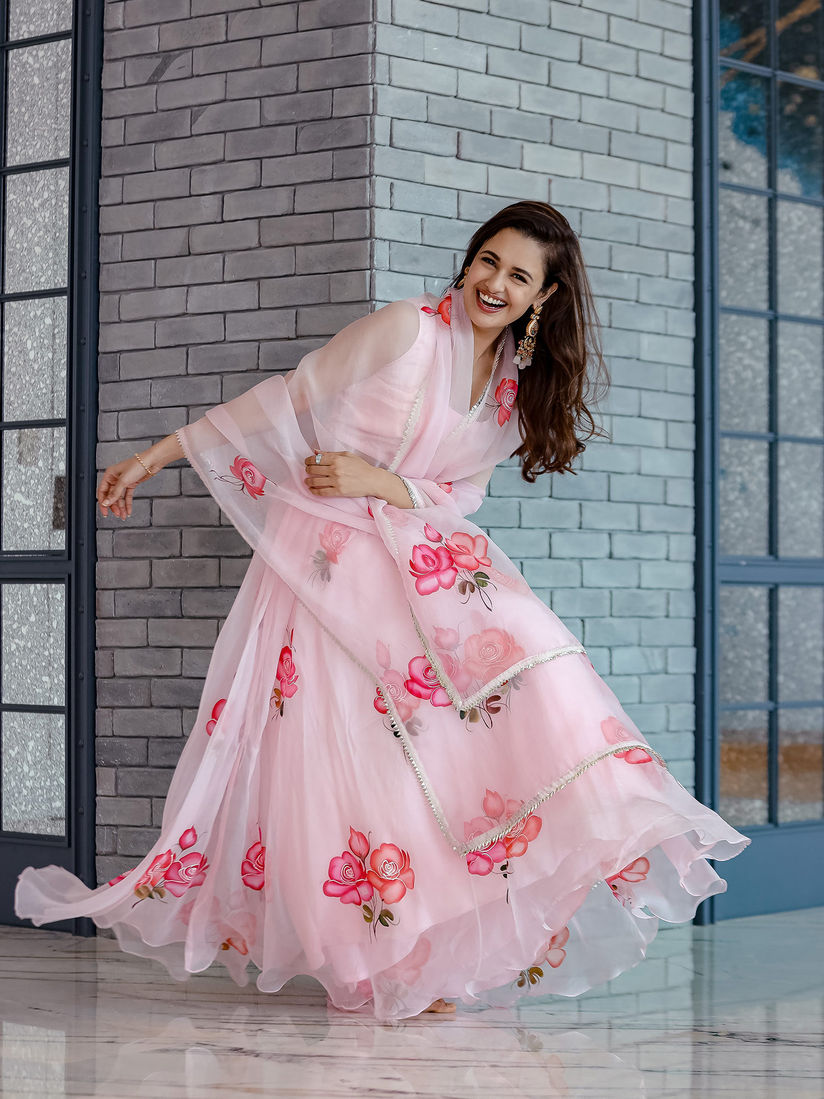 Aachho lehenga clearance