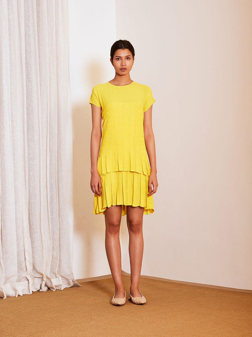 revolve dresses online