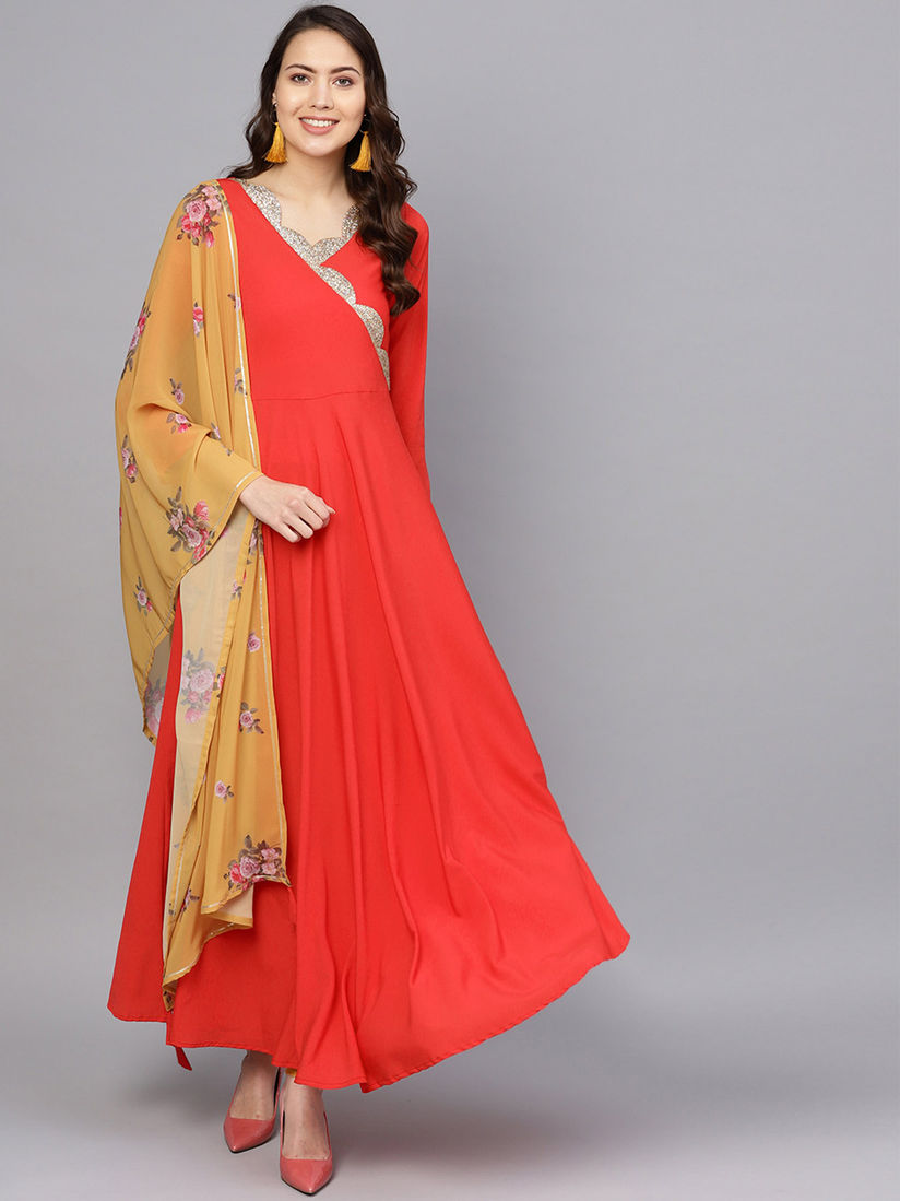 Plain suit with red dupatta clearance