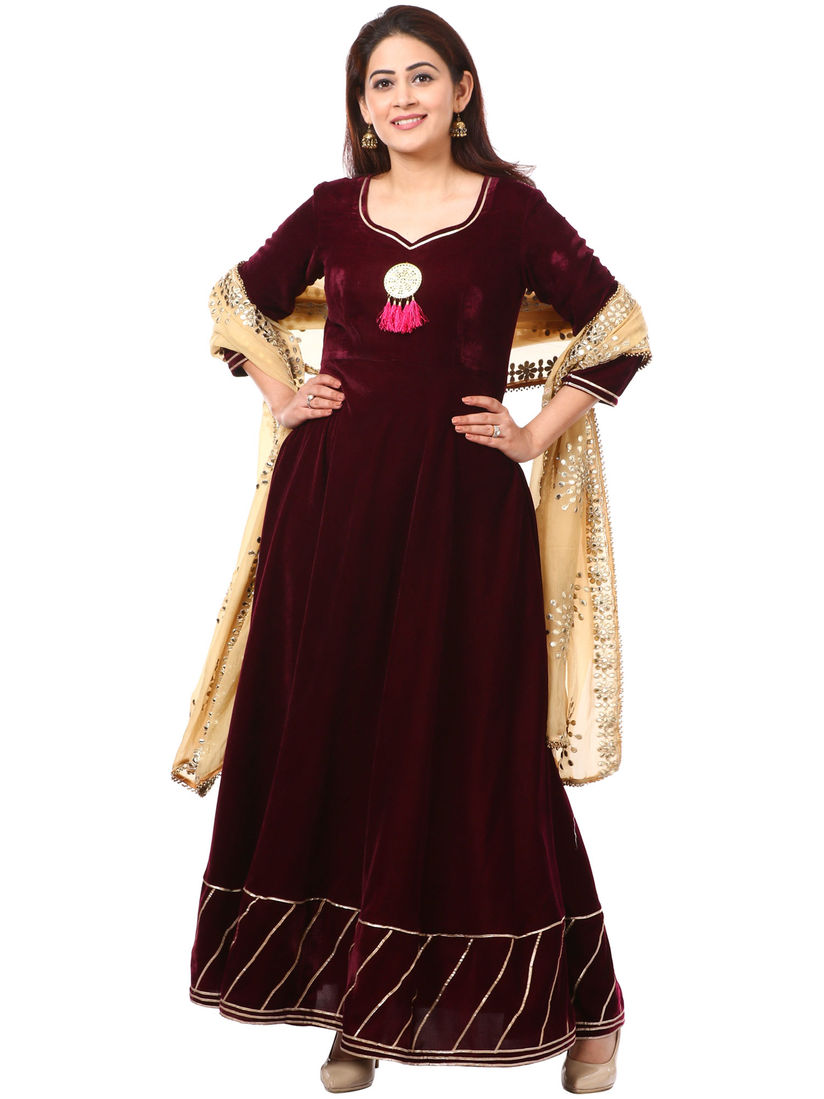 Velvet gown with dupatta clearance