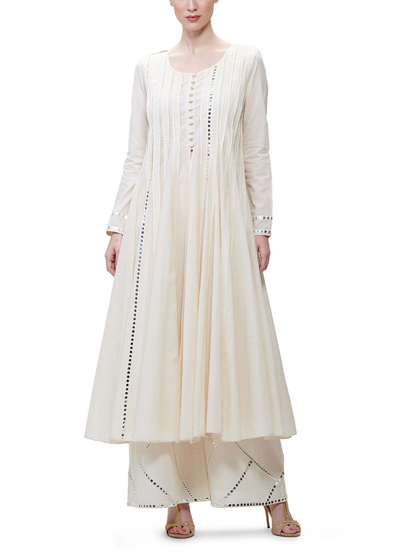 Gulabo By Abu Sandeep Kurtis Kurtas And Tunics Buy Gulabo By Abu Sandeep Off White Long Multikali Kurta Xl Online Nykaa Fashion Abu jani and sandeep khosla's have created a rage for their designs both nationally and internationally, equipping the authentic and ethnic materials in a contemporary and modern style. gulabo by abu sandeep gulabo by abu sandeep off white long multikali kurta