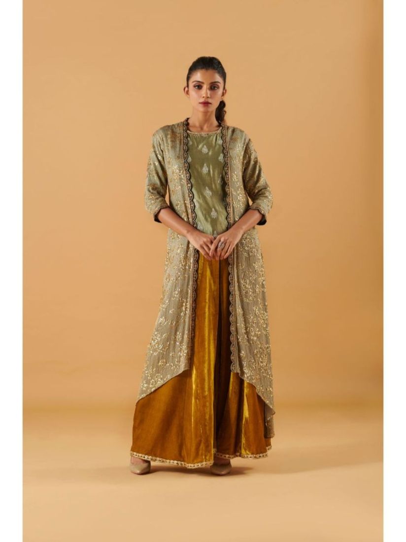 Aditi Somani Salwar Suits And Sets Buy Aditi Somani Green Embroidered Jacket With Top Sharara Set Of 3 Online Nykaa Fashion Ordene lo que necesite de las tiendas locales de su ciudad.