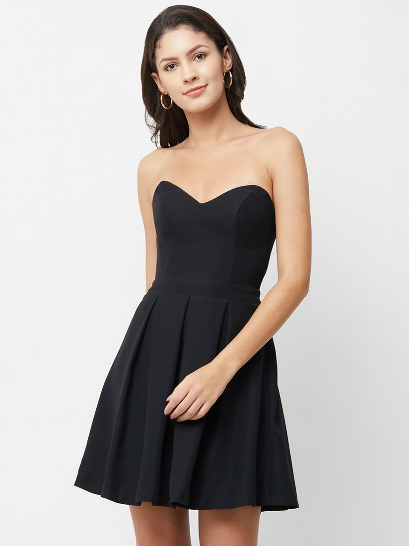 strapless little black dress
