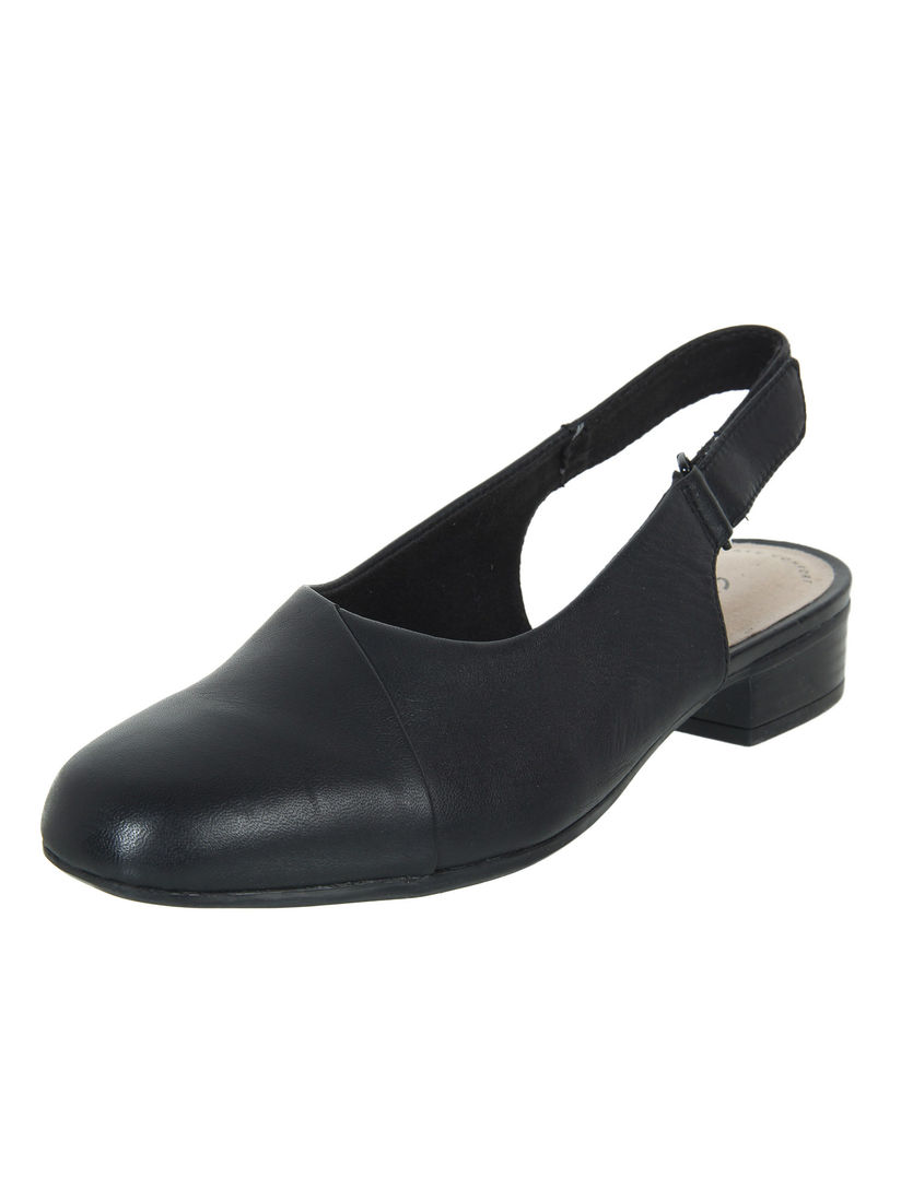 clarks footwear online