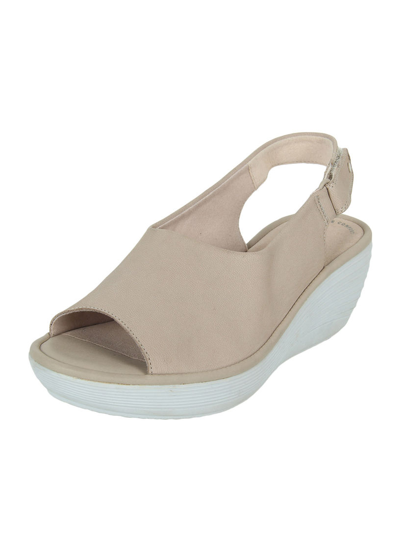 clarks beige sandals