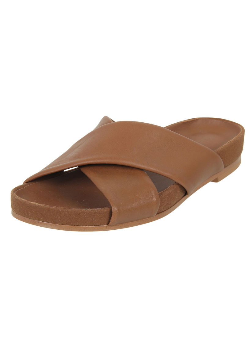 clarks flats brown