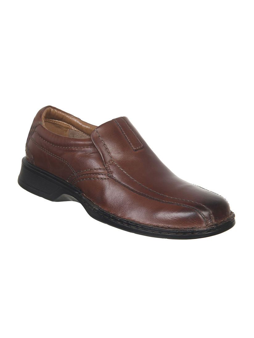 clarks shoes escalade