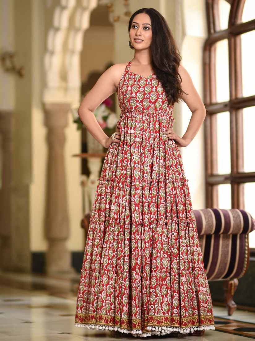 Bunaai Ethnic Dresses Buy Bunaai Multi Color Printed Maxi Dress Online Nykaa Fashion 297,333 likes · 9,228 talking about this. bunaai multi color printed maxi dress
