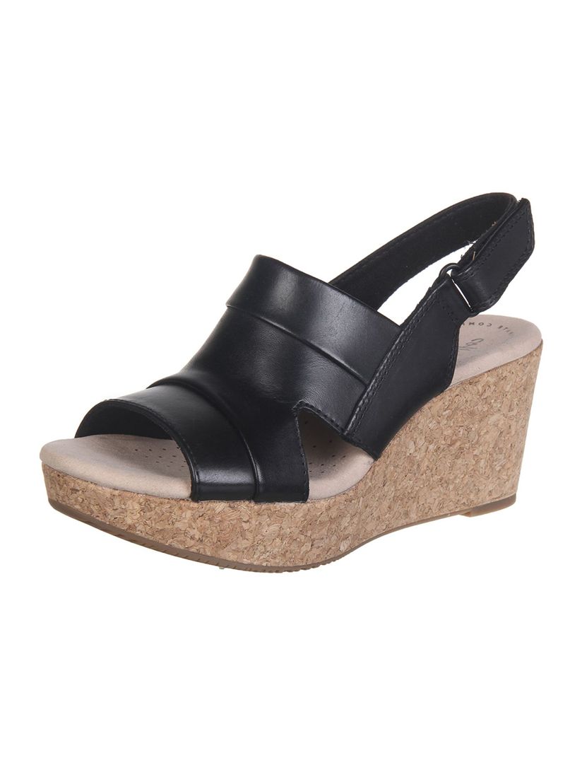 clarks black wedges