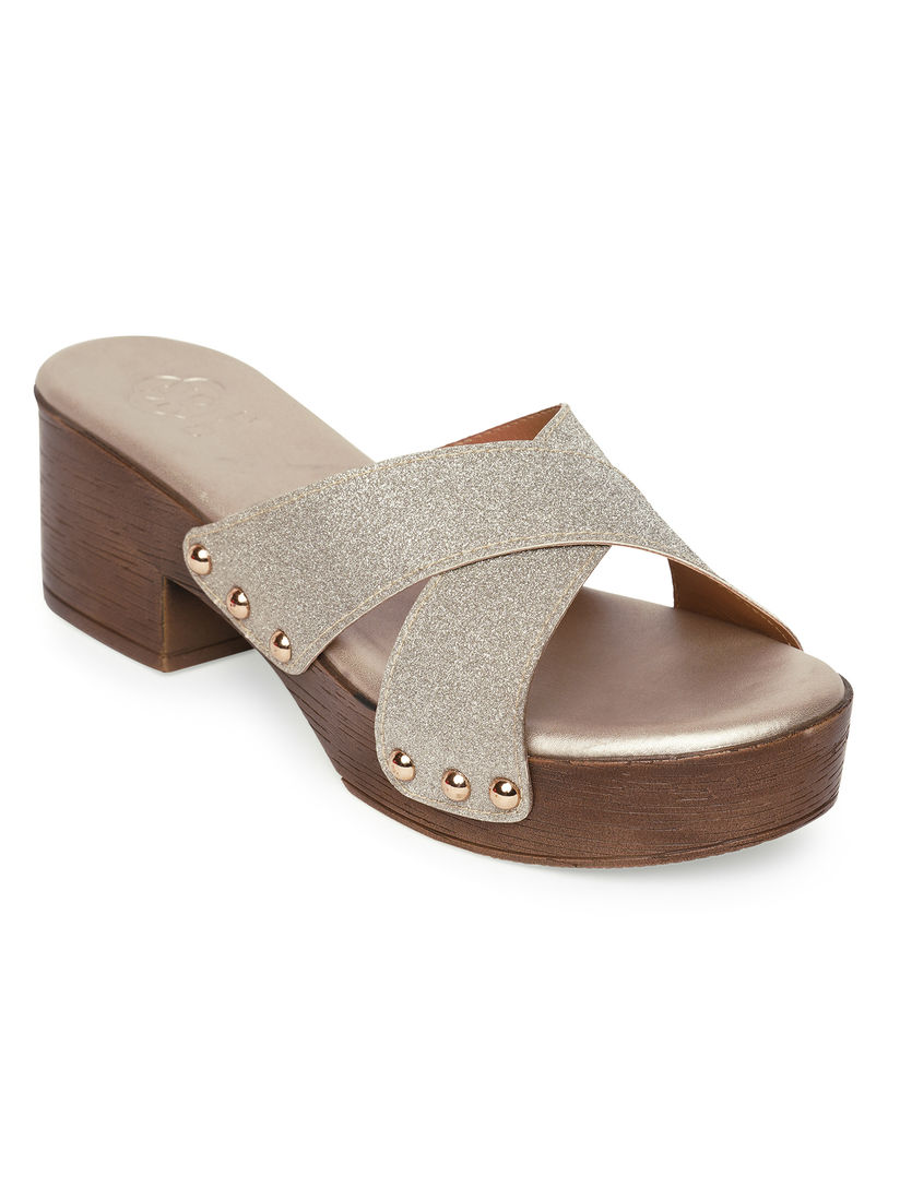 nykaa fashion sandals