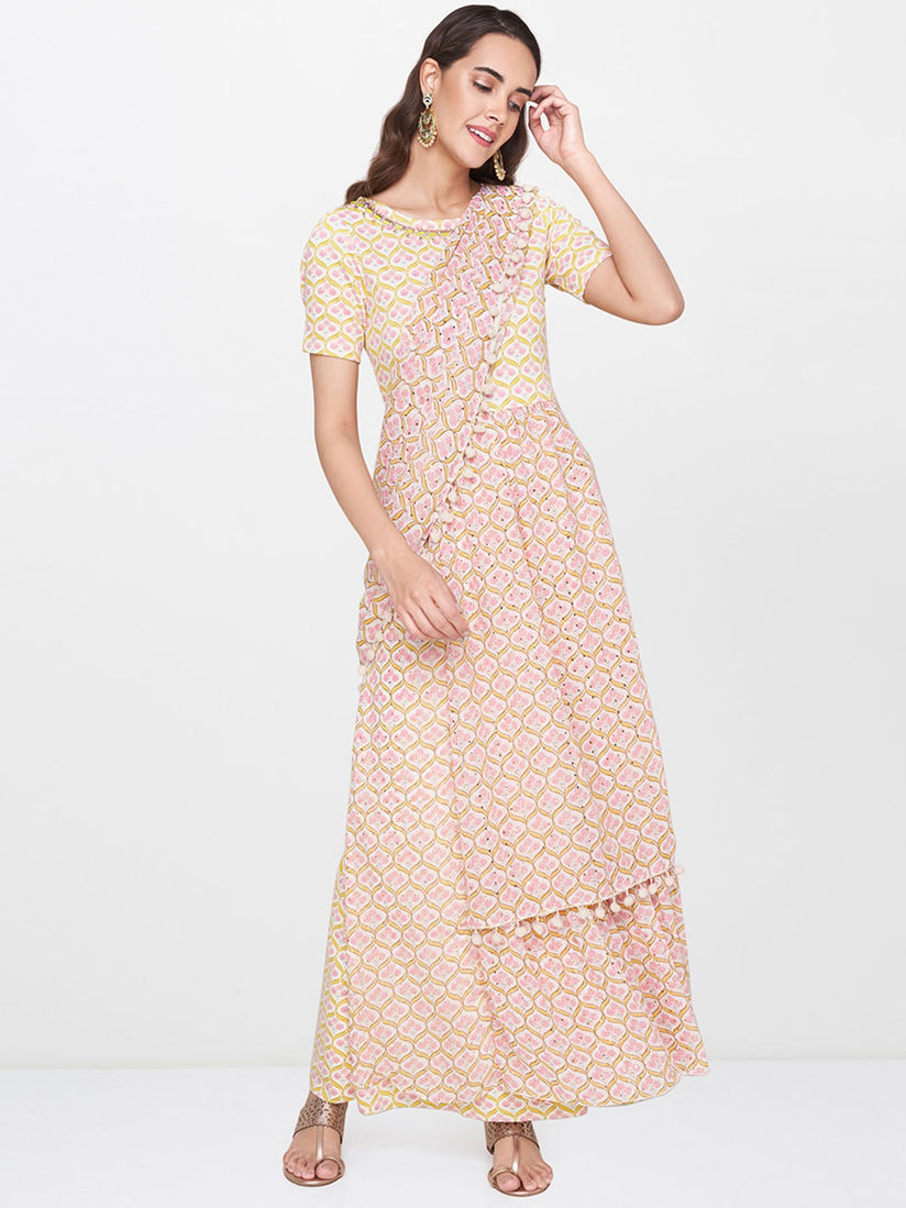 dhoti saree global desi