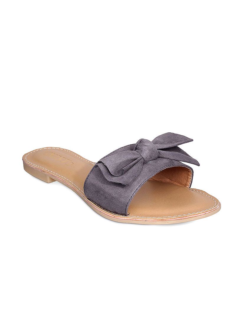 cute flats with bows