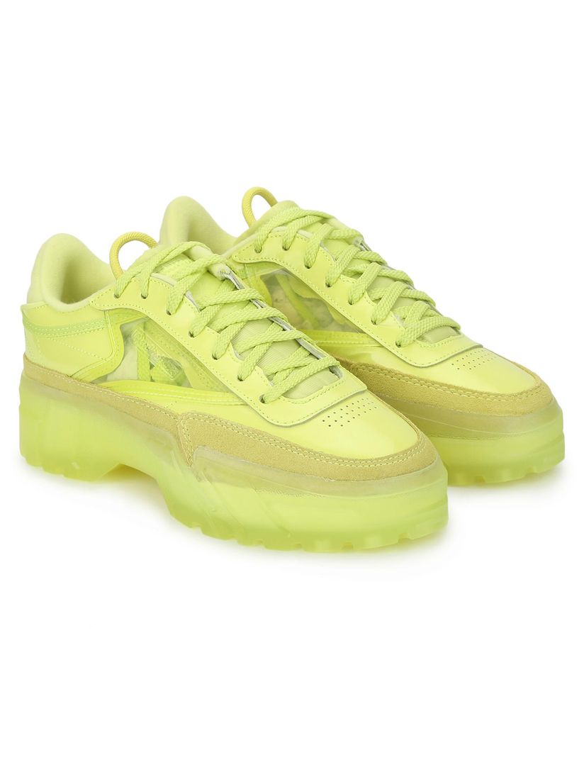 reebok green sports shoes