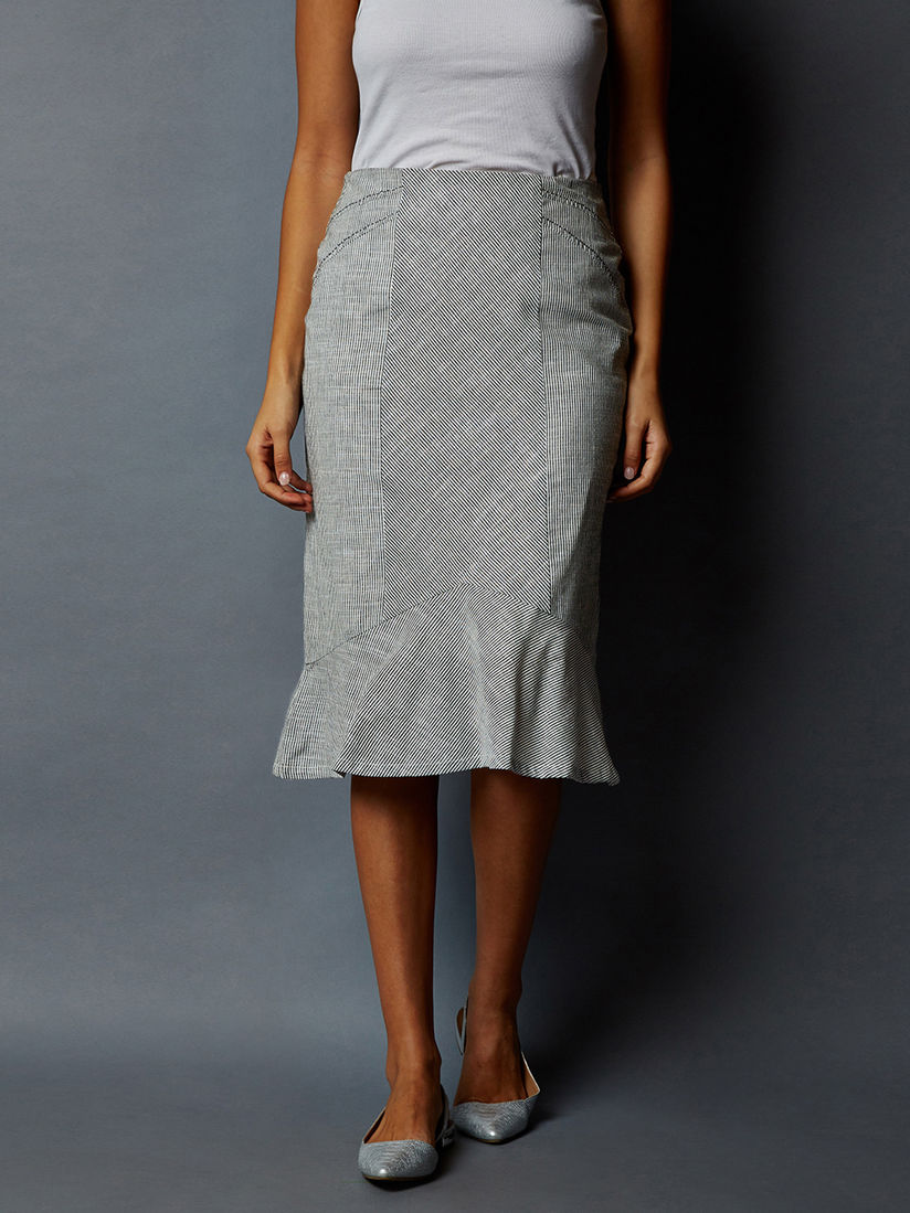 Indian Dobby Skirts : Buy Indian Dobby Grey Striped Paneled Peplum Skirt Online | Nykaa Fashion.