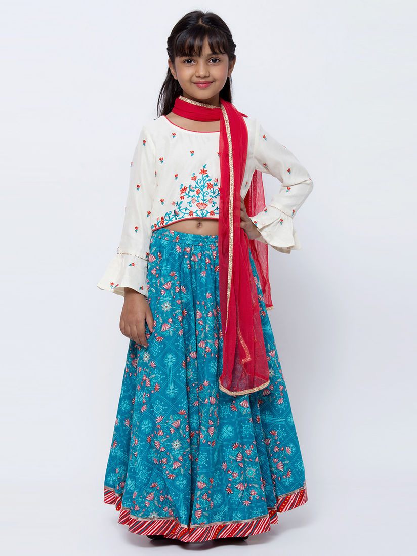 Biba Kids Lehanga Set Buy Biba Blue Floral Lehenga With Crop Top Dupatta Set Of 3 Online Nykaa Fashion Buy crop top style lehengas from mirraw at best price. biba blue floral lehenga with crop top dupatta set of 3