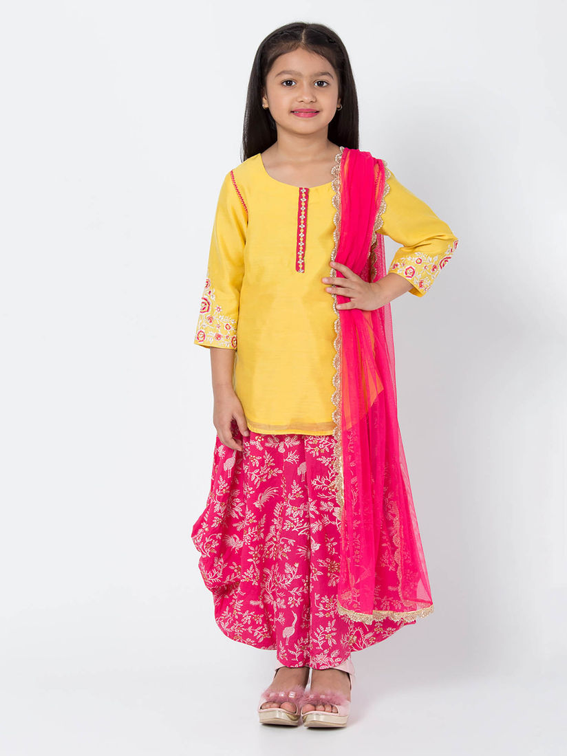 Biba Kids Suit Sets Buy Biba Yellow Solid Kurta With Dhoti Pants Dupatta Set Of 3 Online Nykaa Fashion The only sewing that goes on seems to the dhoti salwar needs to be carefully stitched and hemmed to ensure that it does not fray in use or during washing.