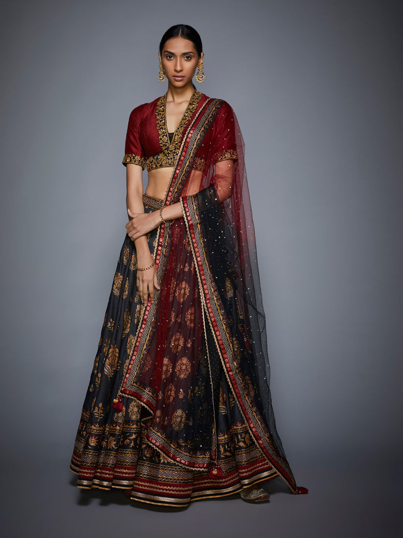 Lehenga with half sleeve blouse clearance