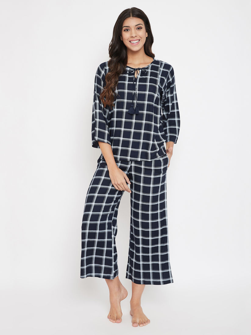 Classy pyjama set clearance