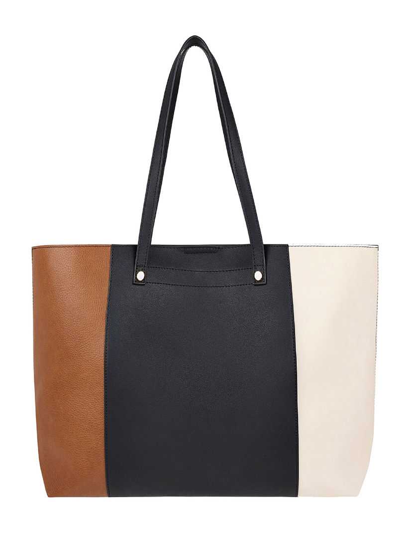 tan coloured tote bags