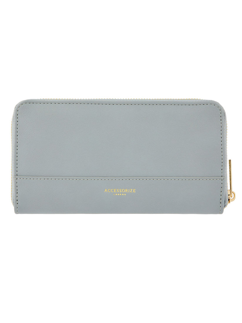 accessorize wallets