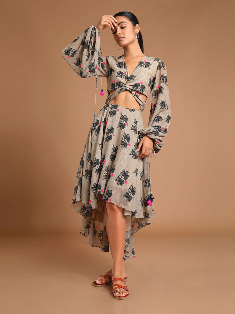 Mididresses Buy Masaba Beige Printed High Low Cut Out Midi Dress Online Nykaa Fashion Masaba gupta's latest flagship store in chennai embodies her brand aesthetic, while putting the focus squarely on the clothes. masaba beige printed high low cut out midi dress