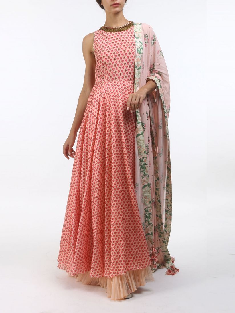 Nikasha Salwar Suits And Sets Buy Nikasha Bloom Salmon Chanderi Salwar Suit Online Nykaa Fashion Suits first appeared on usa network's development slate under the title a legal mind in april 2010.