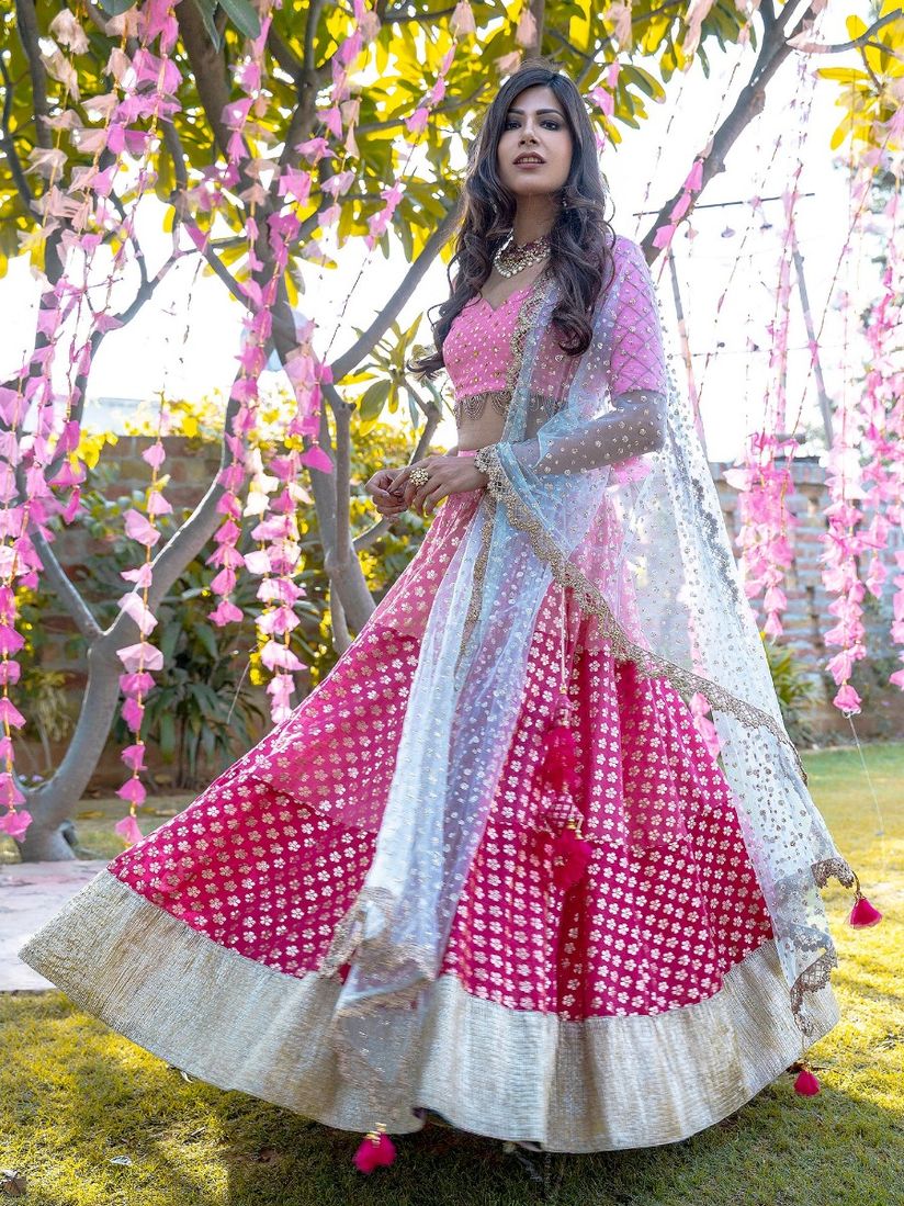 Rishi Vibhuti Lehengas Buy Rishi Vibhuti Pink Lehenga Stitched Blouse With Dupatta Set Of 3 Online Nykaa Fashion It can uplift your style and make you stand out by it's unique style and design. rishi vibhuti rishi vibhuti pink lehenga stitched blouse with dupatta customisable set of 3