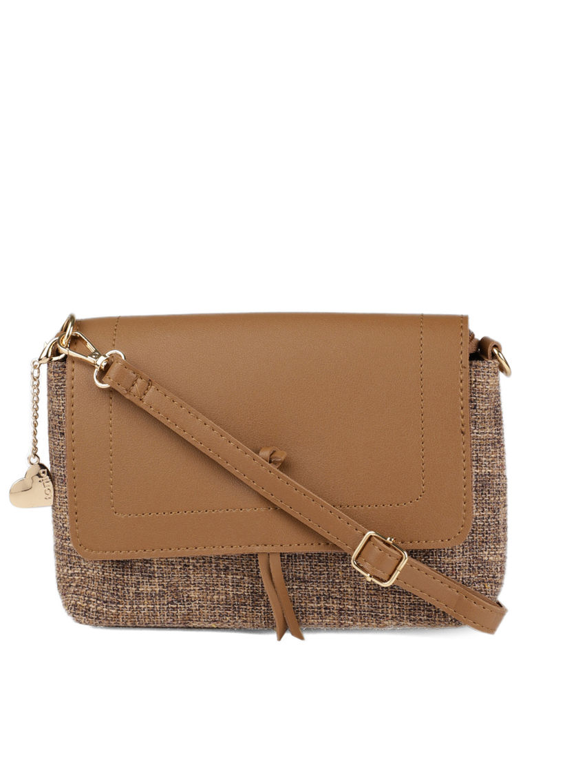 toniq bags