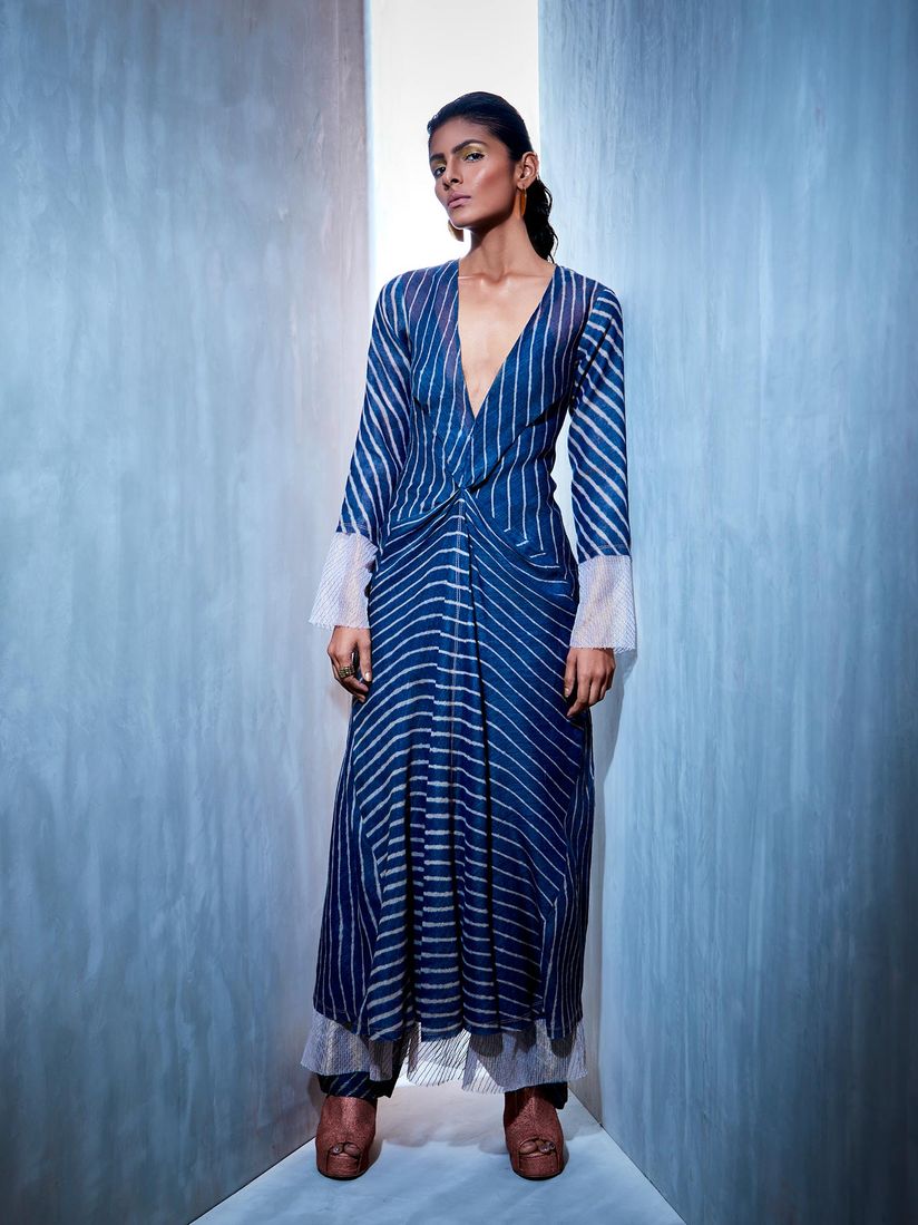 Urvashi Kaur Ethnic Dresses Buy Urvashi Kaur Blue Printed Festive Dress Online Nykaa Fashion Explore more for urvashi kaur breaking news, opinions, special reports and more on livemint. urvashi kaur blue printed festive dress customisable