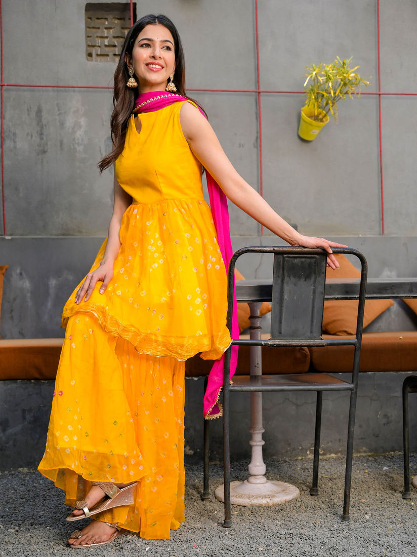 yellow gharara