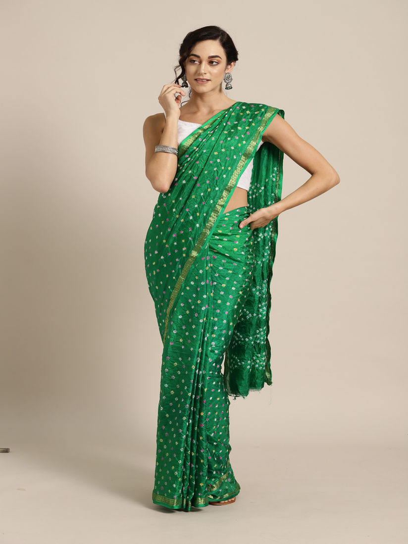 Green bandhani saree with white blouse clearance