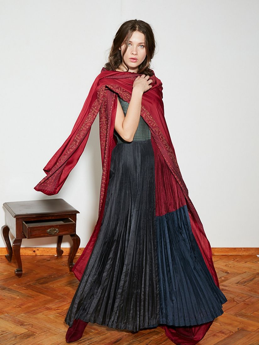 pinnacle ethnic wear