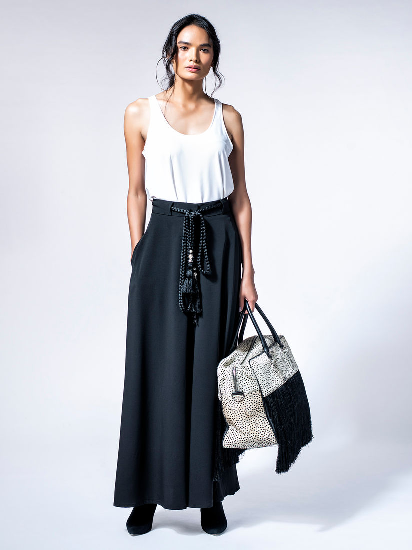 431 88 By Shweta Kapur Tops Buy 431 88 By Shweta Kapur White Scoop Neck Top Online Nykaa Fashion Rasiya shweta subram ft purbayan. nykaa fashion