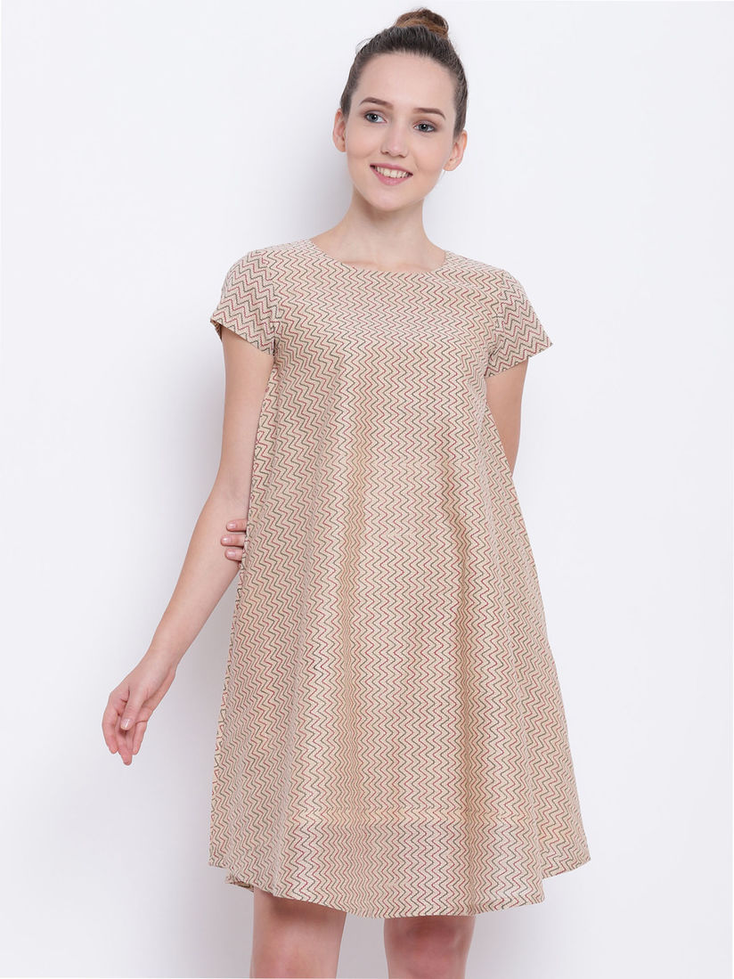 chevron dress with sleeves