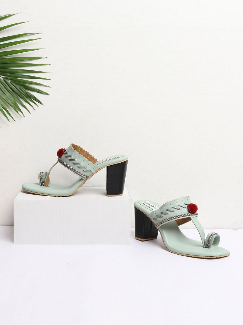 kolhapuri with heels