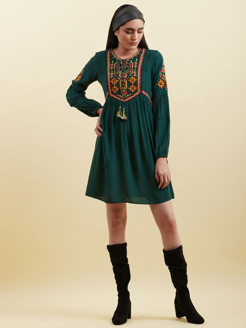 Label Ritu Kumar Dresses Buy Label Ritu Kumar Round Neck Full Sleeves Green Embroidered Short Dress Online Nykaa Fashion Visit to select from the latest ritu kumar collection now! label ritu kumar round neck full sleeves green embroidered short dress