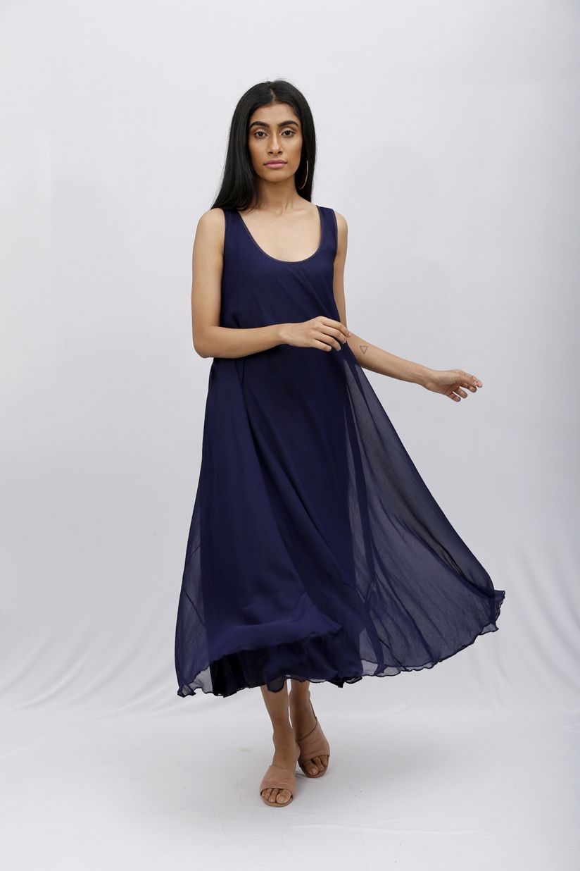 navy color dress