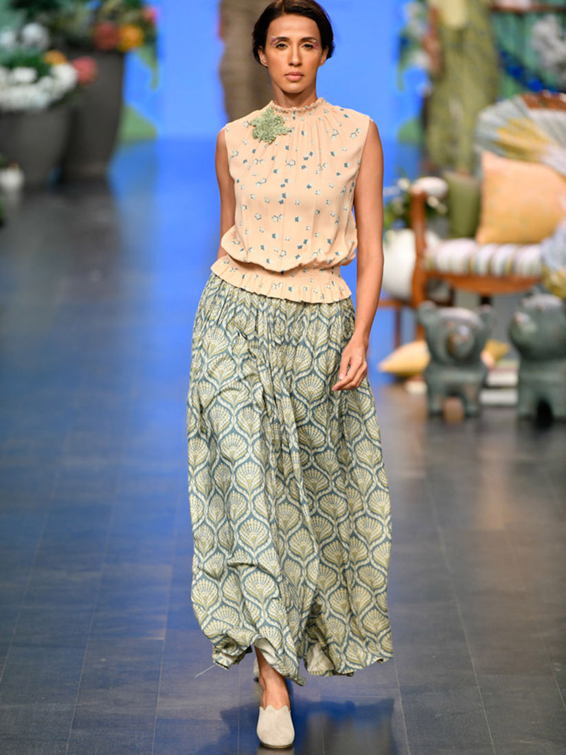 Varun Bahl Sets Buy Varun Bahl Peach Printed Smocking Top With Skirt Set Of 2 Online Nykaa Fashion Varun bahl collection showcases the beautiful way fashion designer varun bahl combines shop varun bahl's latest collection online, as well as in our designer clothing store in kolkata , london.