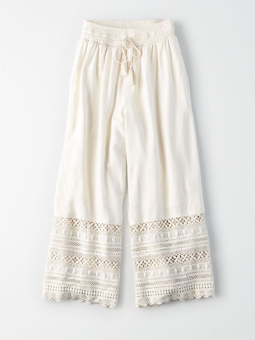 white american eagle pants