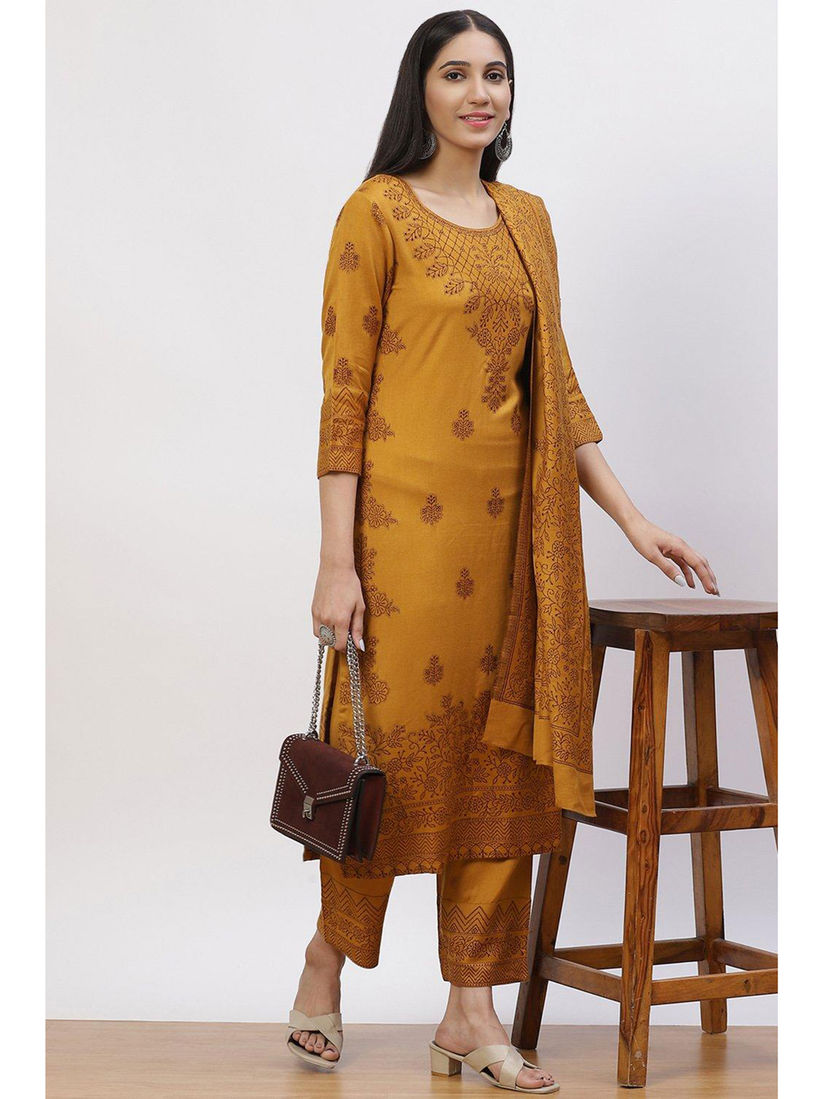 rangriti suits online