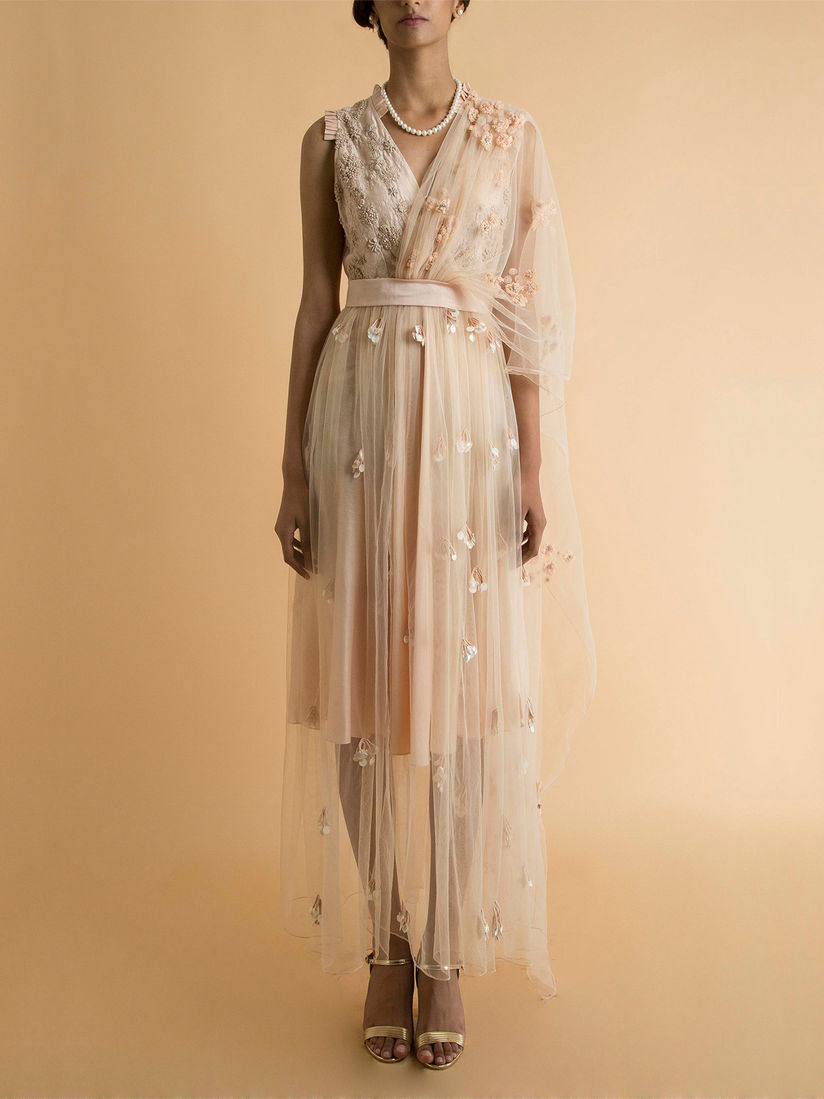 white wedding gown for rent
