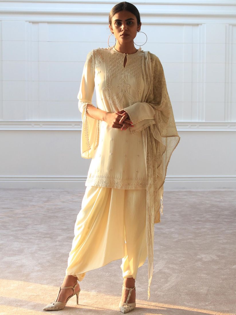 Tarun Tahiliani Salwar Suits And Sets Buy Tarun Tahiliani Beige Tunic With Dhoti Scarf Set Of 3 Online Nykaa Fashion Wmg red carpet bride shoot in delhi.